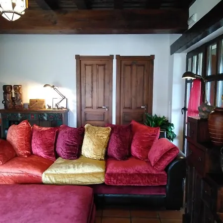 Sel De Breno בית כפרי